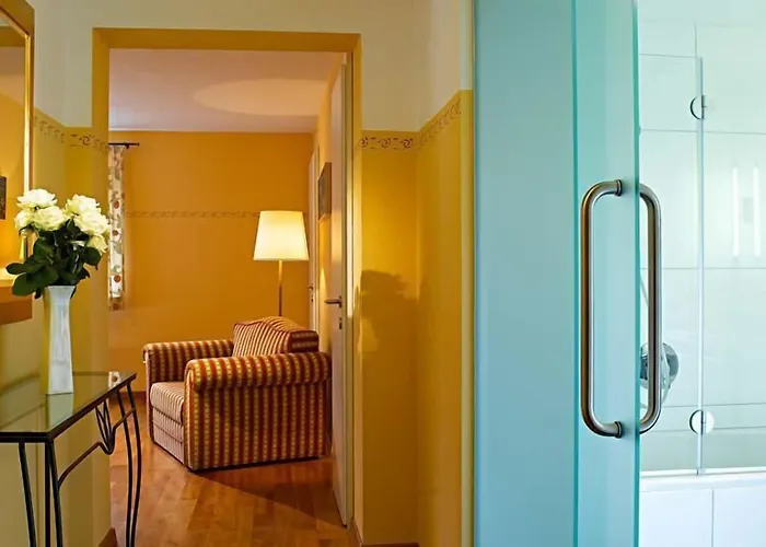 Boutique Bellevue Hotel 4*