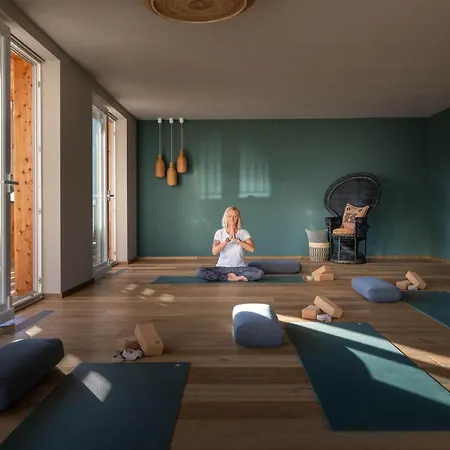 Boutique Bellevue 4* Lermoos