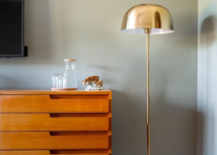 Boutique Bellevue 莱尔莫斯